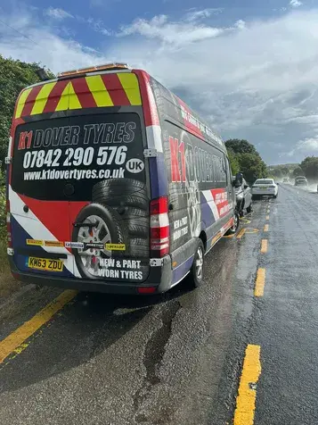 BREAKDOWN RECOVERY 8 K1_dover_tyres